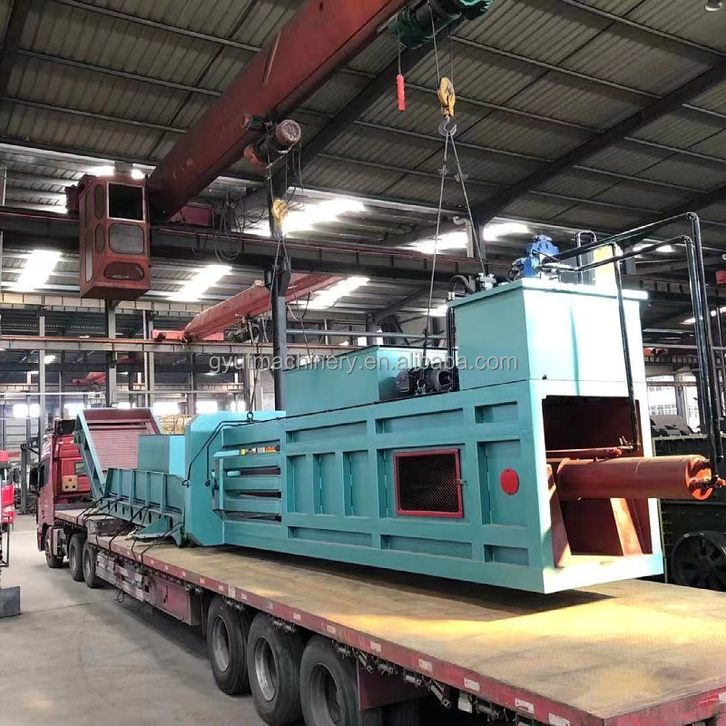 400-500 kg Kapazität Hydraulische Quadrat-Heubalern 2620*2140*3390MM Max. Kapazität 5 Tonnen/h