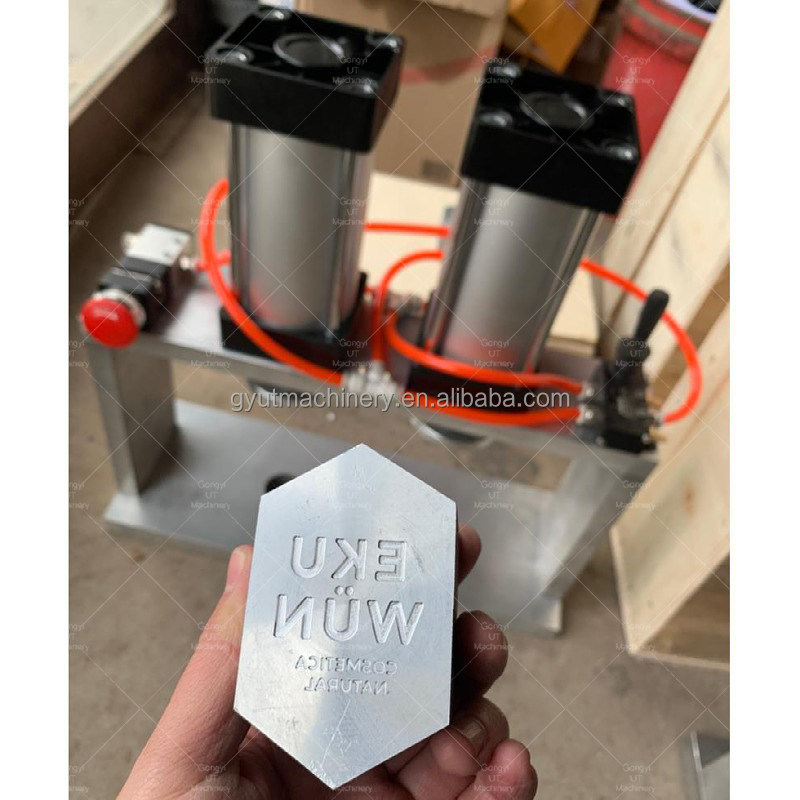 Individuell angepasste Badeballbomben in verschiedenen Größen