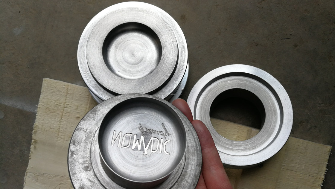 Verbessern Sie Ihre Badebombenproduktion mit einer einfach zu bedienenden Maschine mit hoher Produktivität