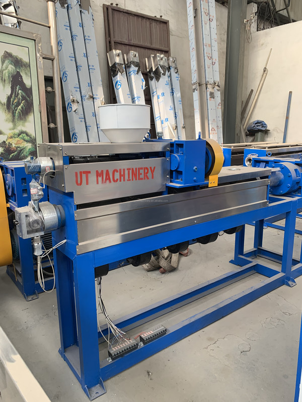 Internationale Standardsteuerungskasse Rot-Stromkabel-Extruder für Drahtkabelproduktion