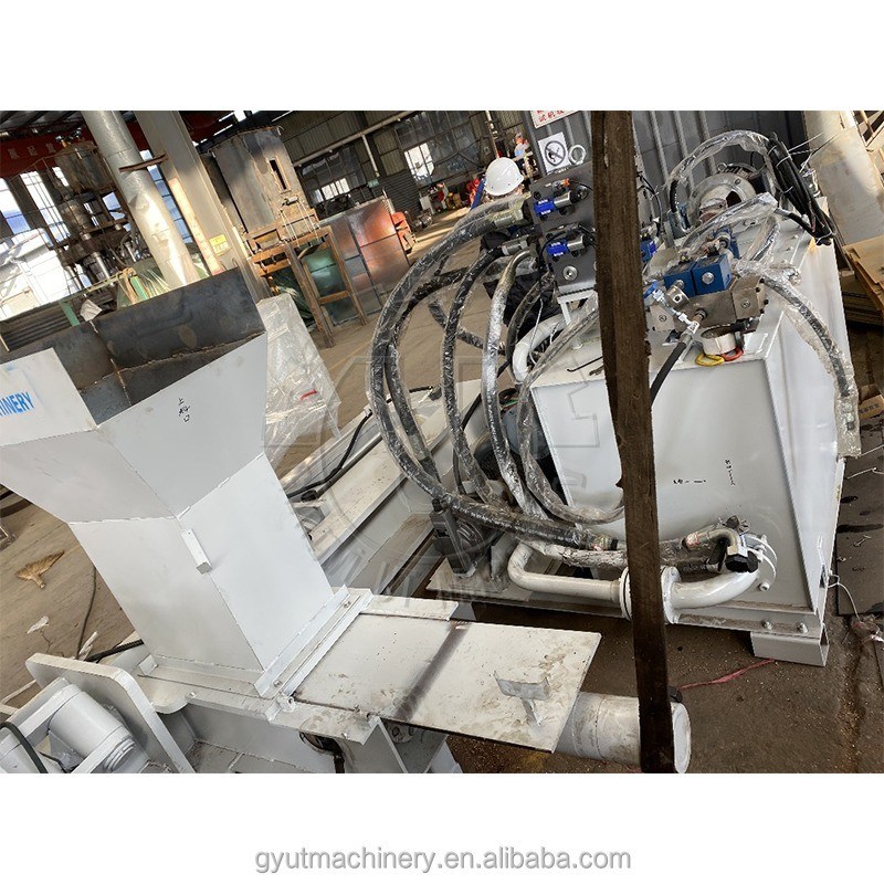 Hydraulische 650 Gramm 5kg Blöcke Kokospeicher Ziegeln Kokospeicher Machmaschine für den Garten