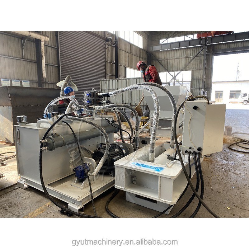 5 kg Fütterungsgröße Hydraulische Kokostorbblockpressmaschine Horizontale Art für Blöcke