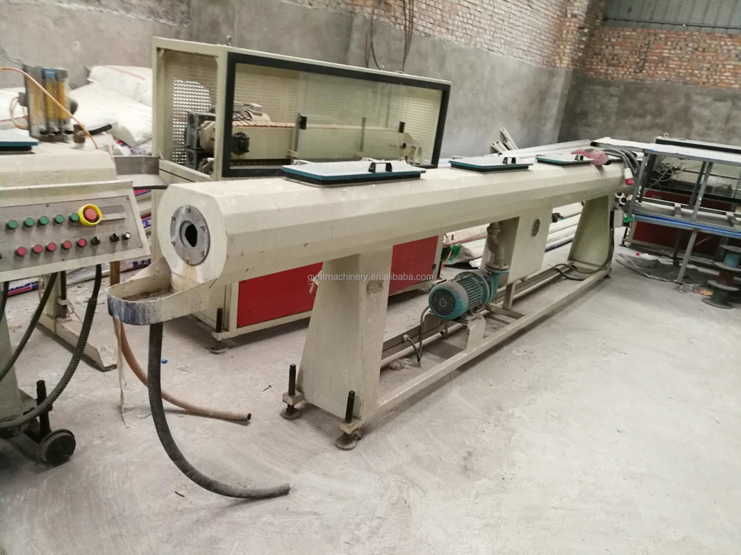 Maschine zur Herstellung von Kunststoffrohren aus zweiter Hand für langlebige Wasserrohre in Produktionsanlagen