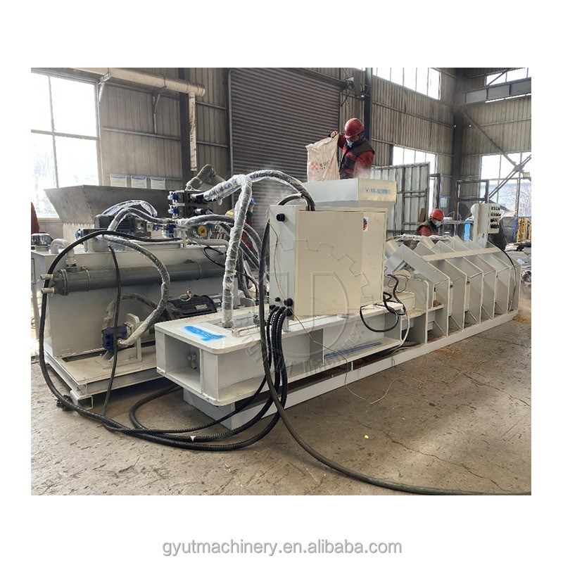 Hochleistungsmaschine zur Herstellung von Kokospeerblöcken mit einer Produktion von 140 bis 150 Blöcken pro Stunde