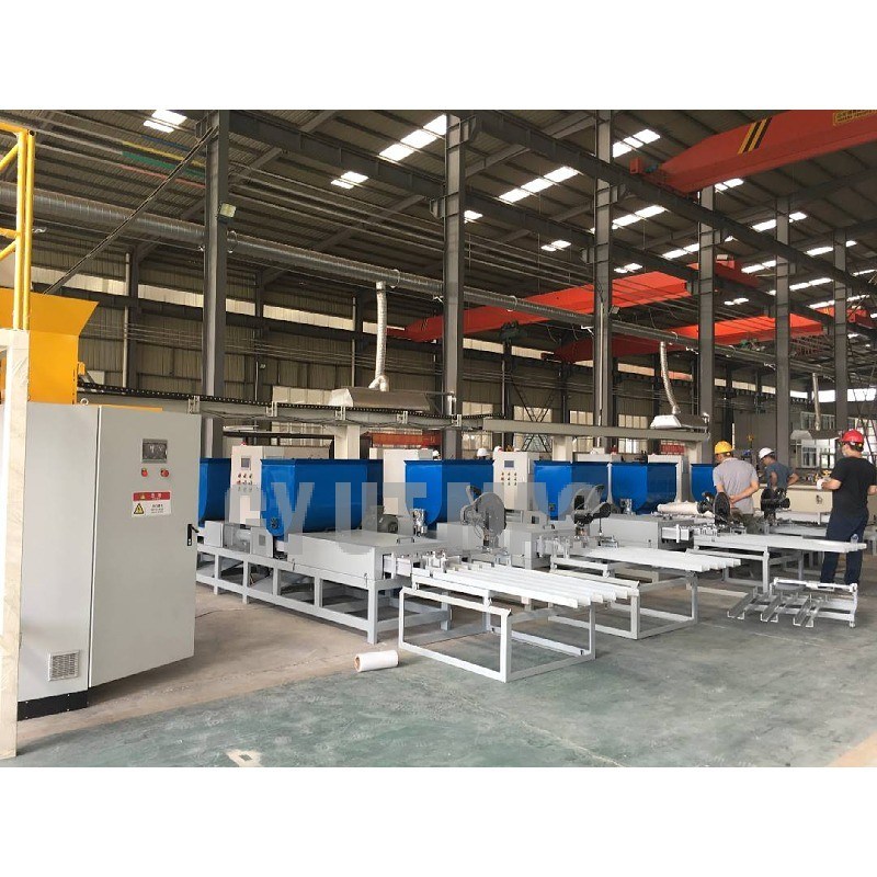 1-1.4t Hot Press Holzpalettenfußmachine einfach zu bedienen und hohe Präzision