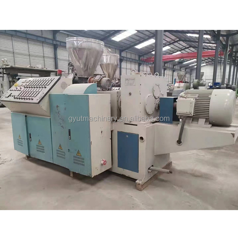 65/132mm Doppelschrauben-PVC-Rohr-Extrusionsmaschine für Wasser-PVC-Rohr-Produktionslinie