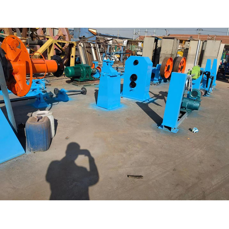 8.4 Tonnen Bruttogewicht Mehrkern-Strahlmaschine für Steuerkabeldraht und -kabel