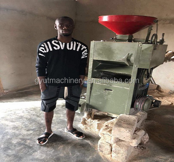 Erweiterte automatische Reishüller-Rückfahrmaschine für die Reisanarbeitung 500-800 kg/h Kapazität