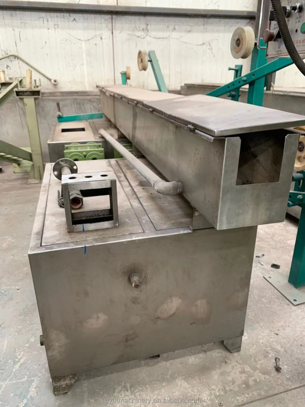 Sekundärmaschine zur Extrusionsmaschine für Kupferbusbar nach dem Service Videotechnische Unterstützung