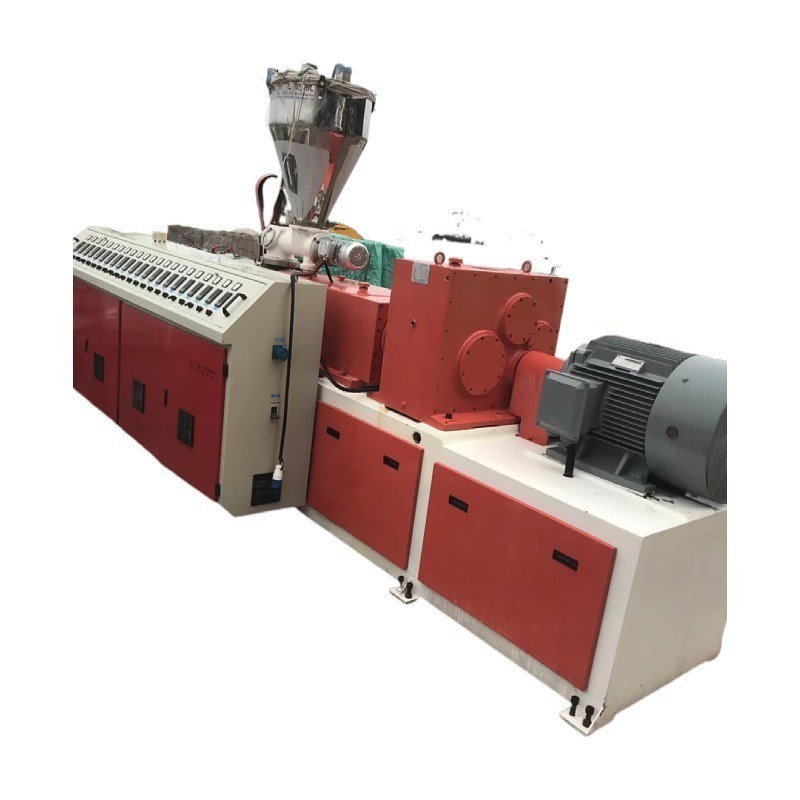 Maschine zur Herstellung von PVC-Grundwasserrohren aus zweiter Hand/Produktionslinie für eine reibungslose Produktion